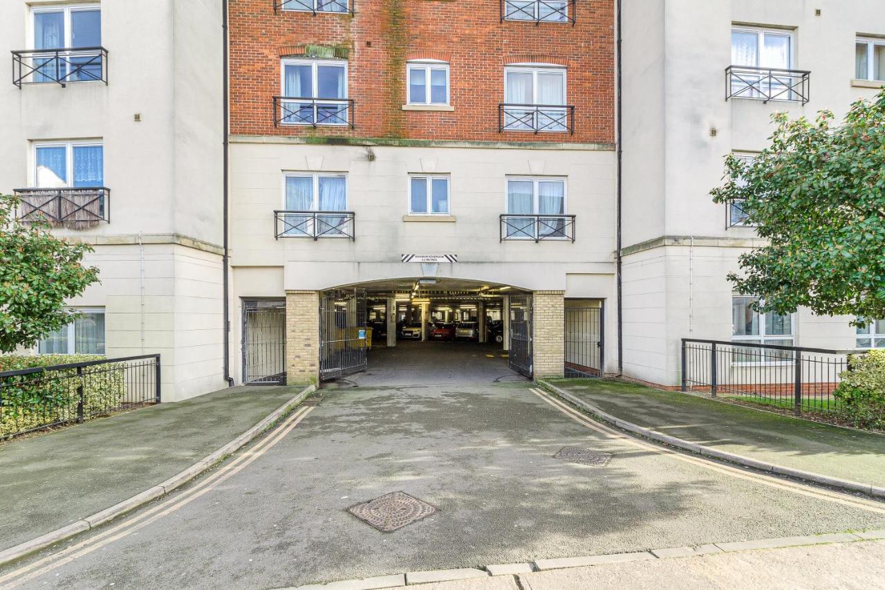 เนสท์ อีซี่ - ฮัลฟ่า เฮาส์ Apartment นอร์ทแธมป์ตัน ภายนอก รูปภาพ